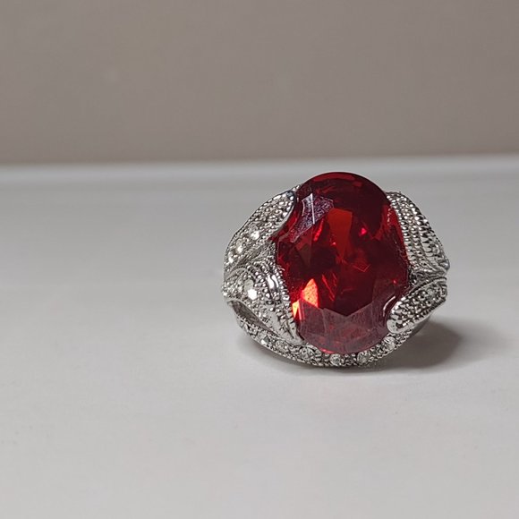 Large Bright Red And Silver Tone Ring Size 9.75 - Picture 9 of 13